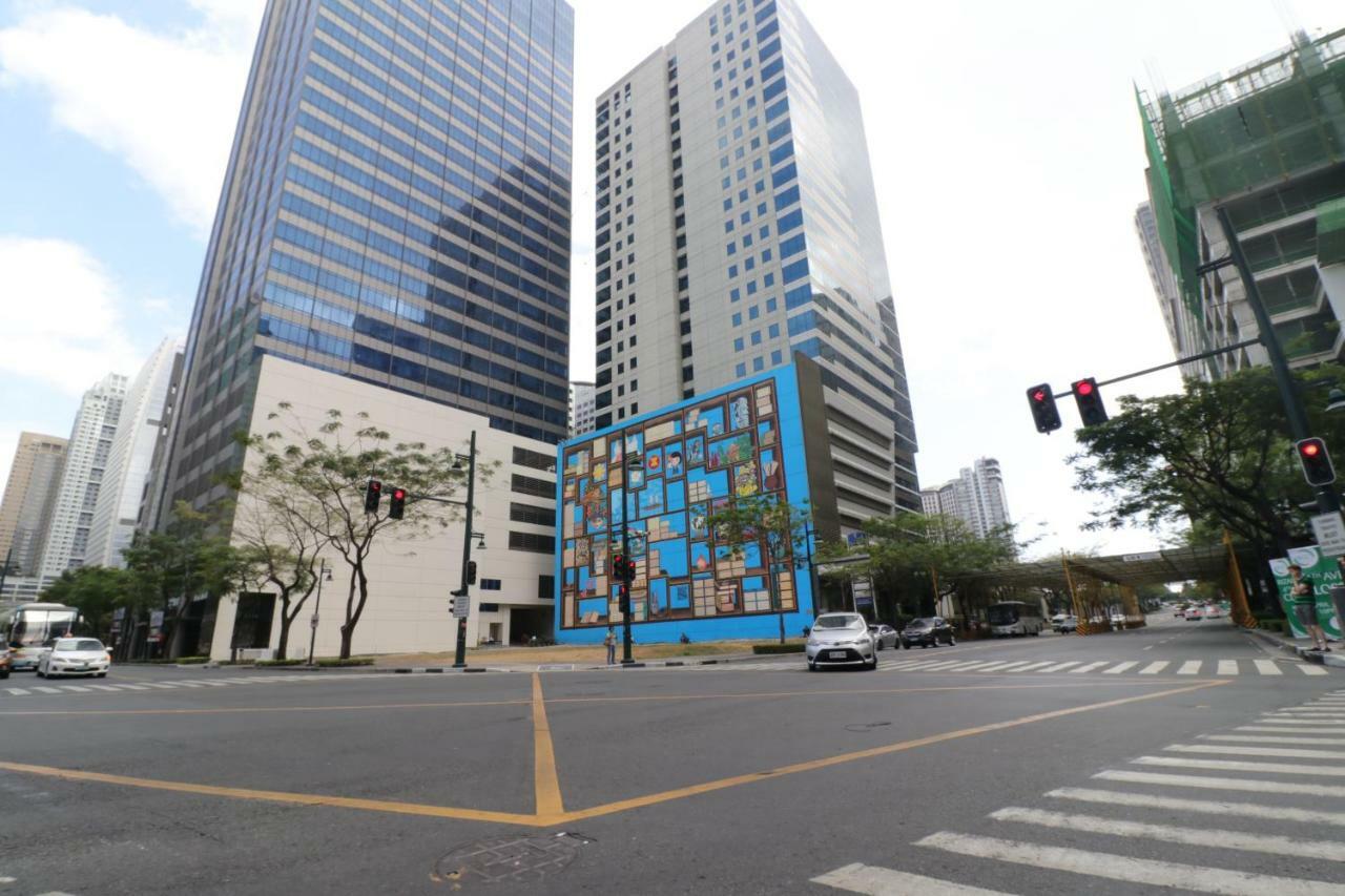 Oasis Regency @ Fort Victoria BGC Taguig Buitenkant foto